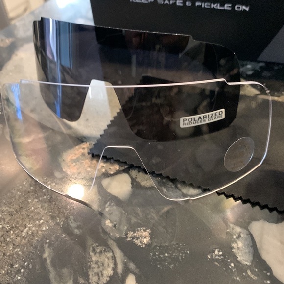 COPY - Safety glasses for pickleball and other sports - Picture 3 of 4